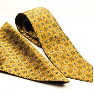 100% Silk Almasi Ties Gold Squares w/Pocket Square